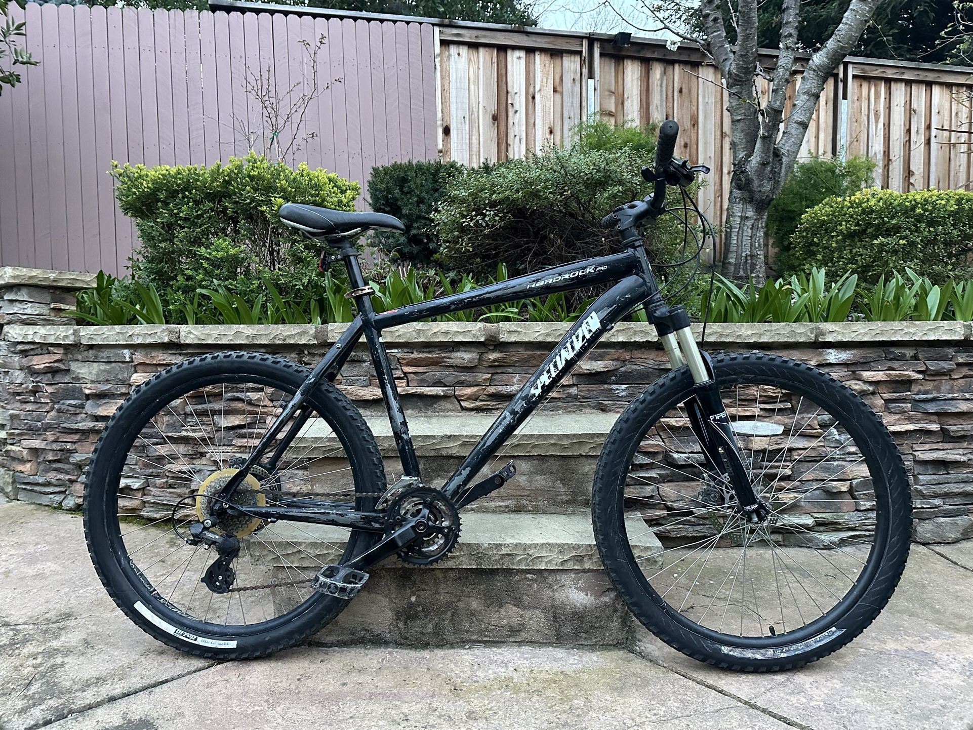 Specialized Hardrock Pro Disc Bike