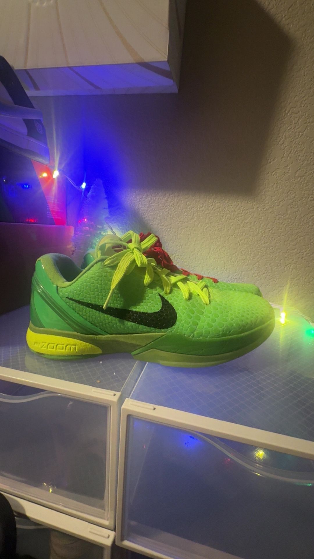 Kobe 6 Grinch