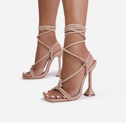 Miss Lola Fiat Nude Heels