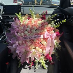 Flower Arrangements 