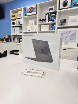 🎯 Clean, Fast, and Stylish – Surface 4 at $1 Down? YES.