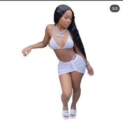 Ladies Clothes 