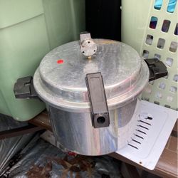 Pressure Cooker 