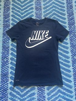 Nike navy blue t-shirt with white logo Size XS #athleisure