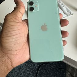 iPhone 11 - 64GB Green