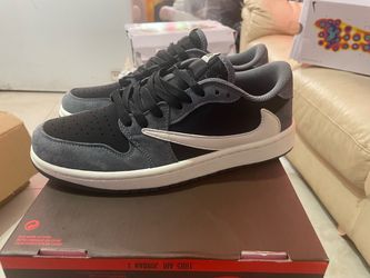 Air Jordan 1 Low Sneakers
