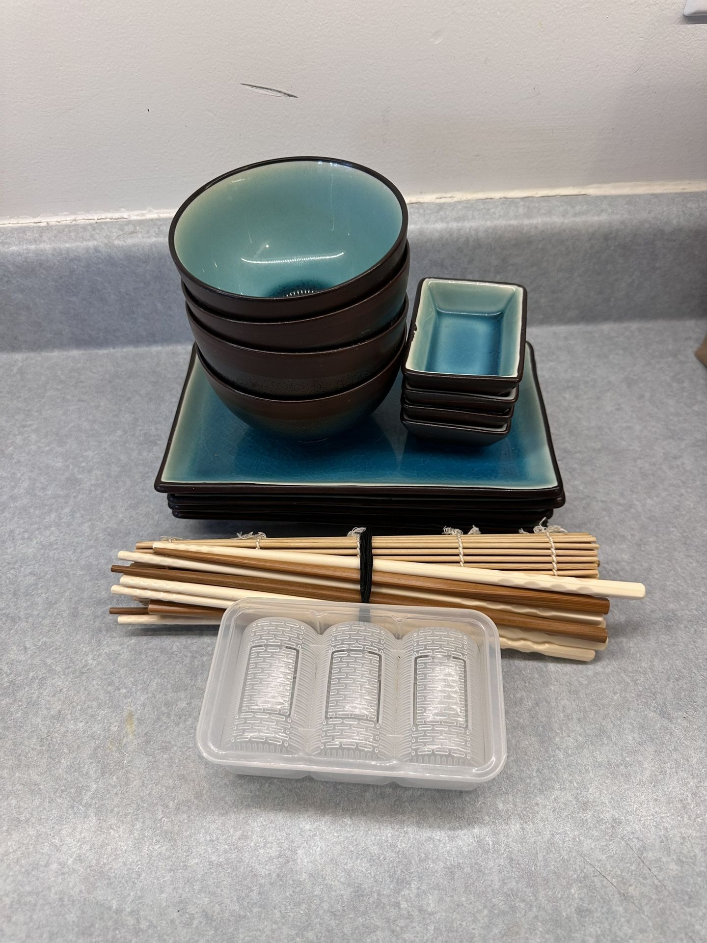 Sushi Making Serving Set