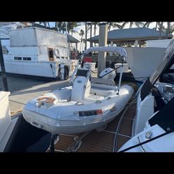 Dinghy 2021 Ultra Light 