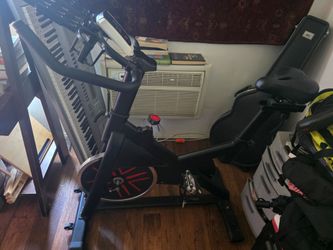 Exercise Spin Bike. Works Great