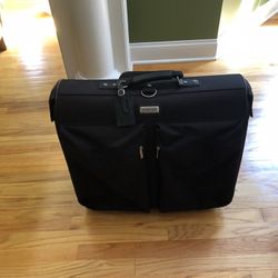 Rolling Suit Bag