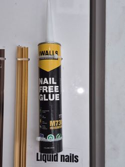 Liquid nail/ pegamento