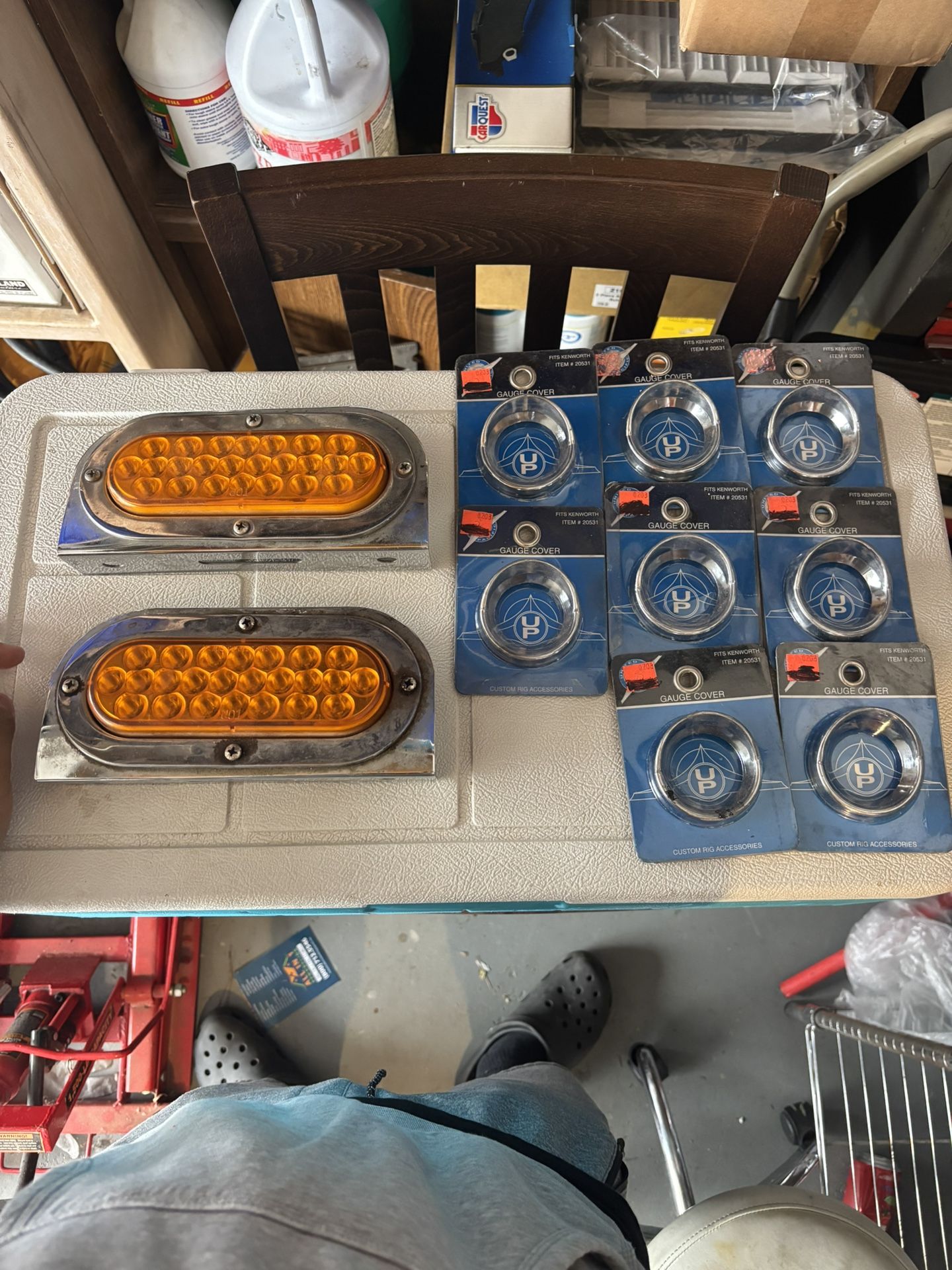 Kenworth Lights Parts Kenworth Accessories - Peterbilt Accessories - Peterbilt Lights - Peterbilt Garage Covers - Peterbilt Parts - Semi Truck Lights