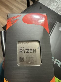 AMD Ryzen 9 3900X 12-Core / 24-Thread CPU