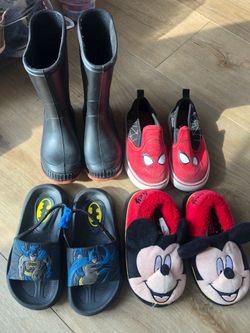 Size 8 boy shoes