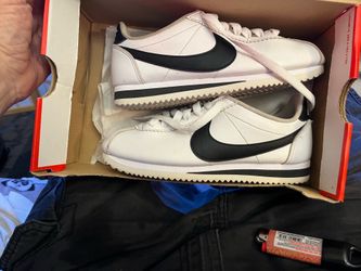 Woman’s Nike classic Cortez leather white 5.5 size
