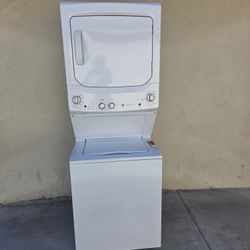 GE Washer And Gas Dryer Stackable 