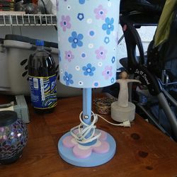 Cute girls lamp