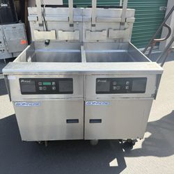 Pitco Solstice Supreme Double Fryer (SSH75) w/ Auto Lifts – 1 Side Working