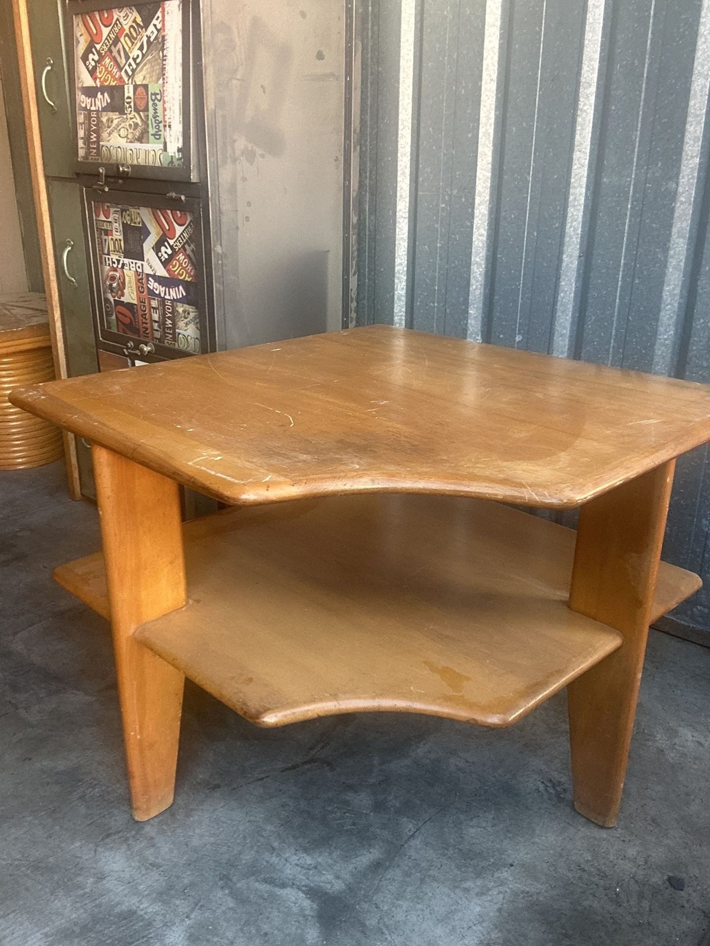 Corner Table Heywood Wakefield 
