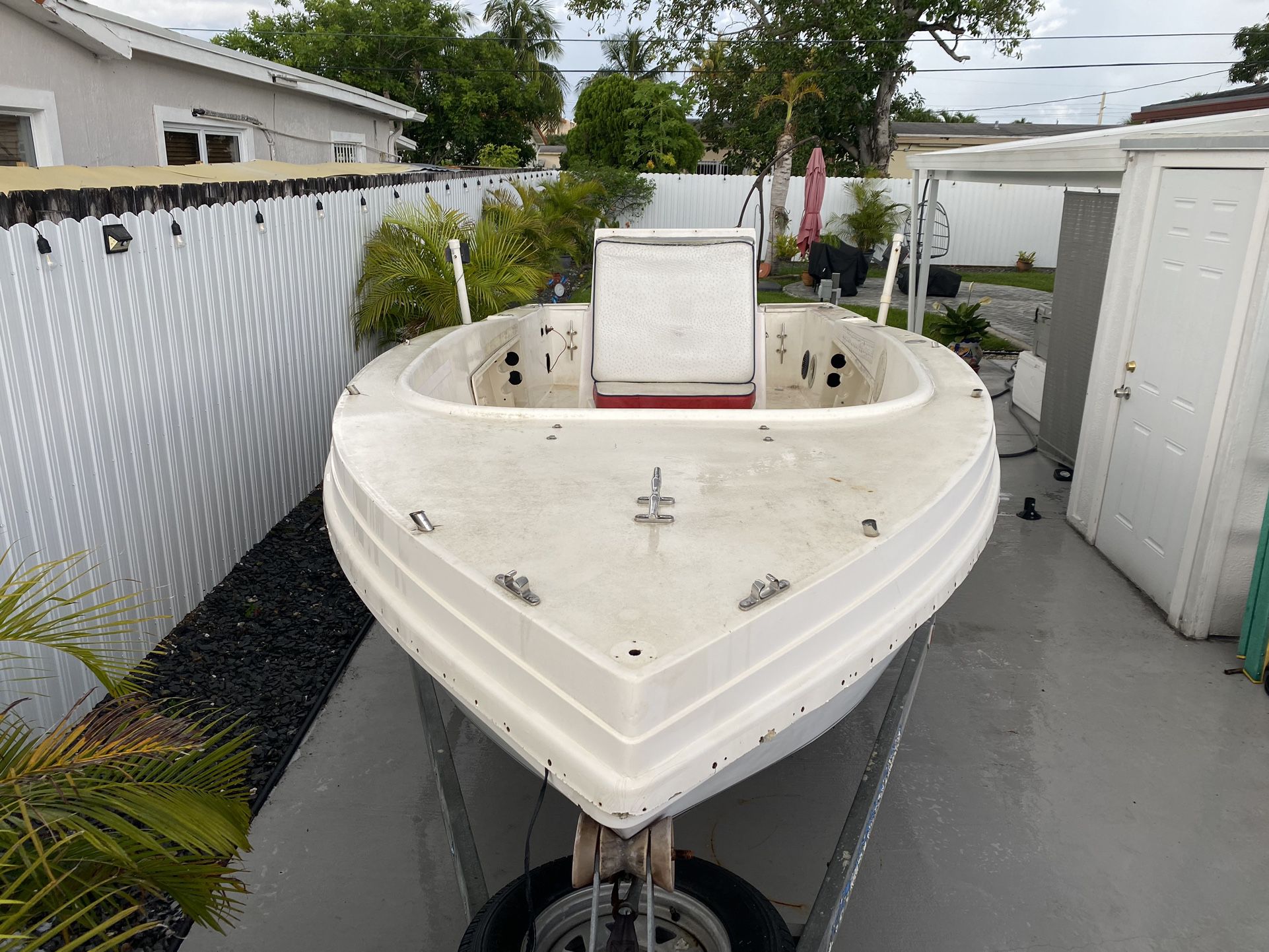 1994 Outboard Project Boat  Cape Craft 18’