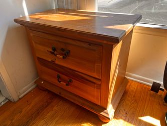 Knotty Pine Bedside Chest Of Drawers
