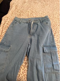 Women’s jeans size small
