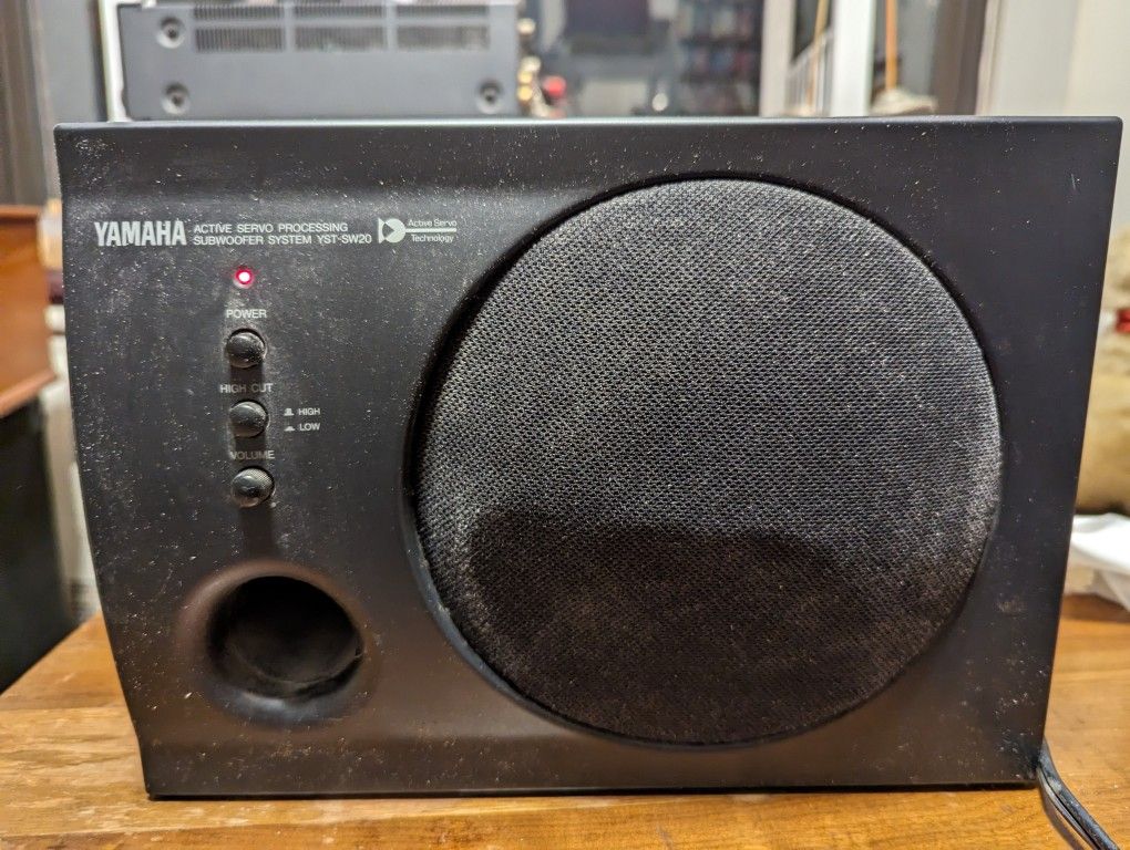 Yamaha Subwoofer