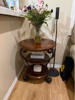 2 side tables