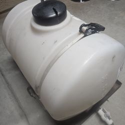 Galon De Agua  De 35 Galones 