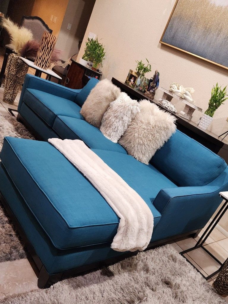 Reversible Chaise Sofa Sectional Couch Like New In Perfect Condition🥳🥳 FREE DELIVERY 🚚