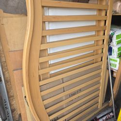 Baby Crib Used.