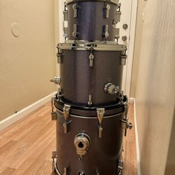 Sonor Safari Drum Set