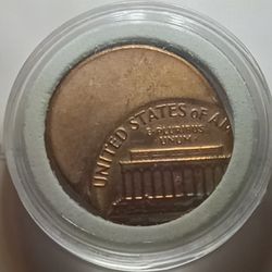 No Date Off Center Penny