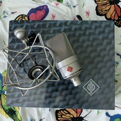 Neumann TLM 103 Condenser Microphone Nickel With Shockmount