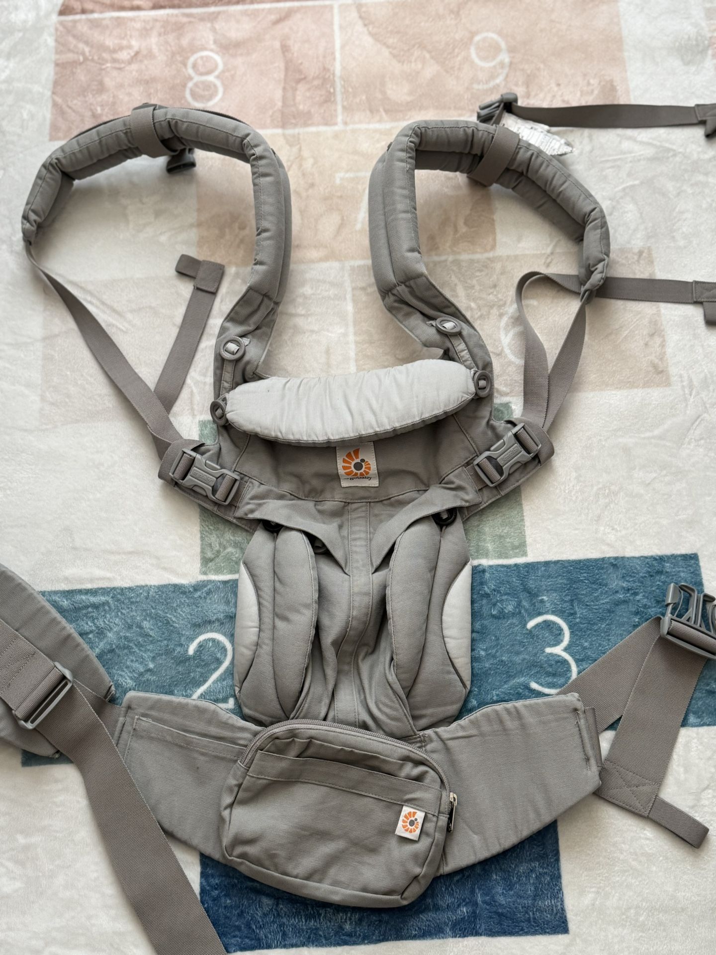 Ergobaby 360 Baby Carrier w/ Accessories