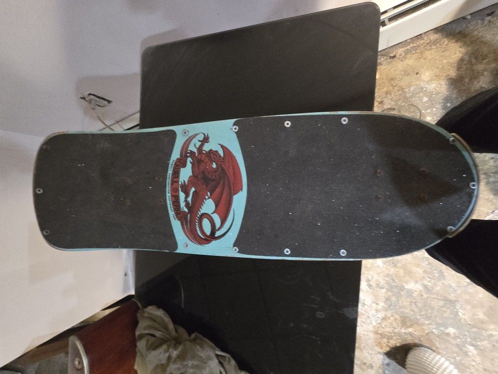 1986 Powell Peralta Borad