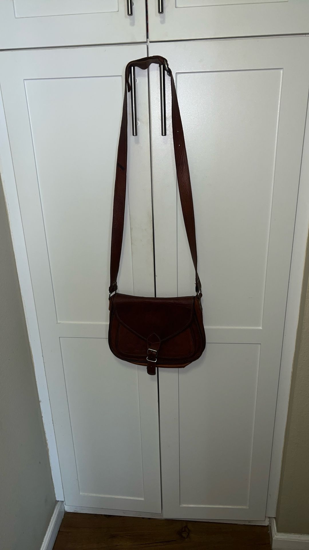 Vintage Komal’s Leather Strap Bag