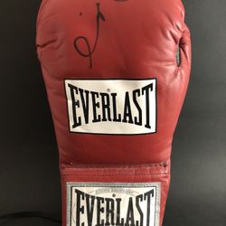 Oscar De La Hoya Autographed Boxing Glove