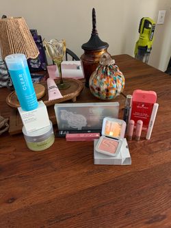 Mixed Beauty & Skincare Product Lot
