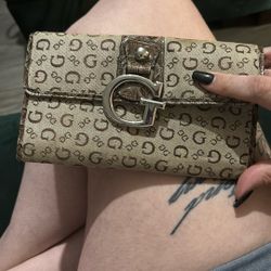 Guess Wallet