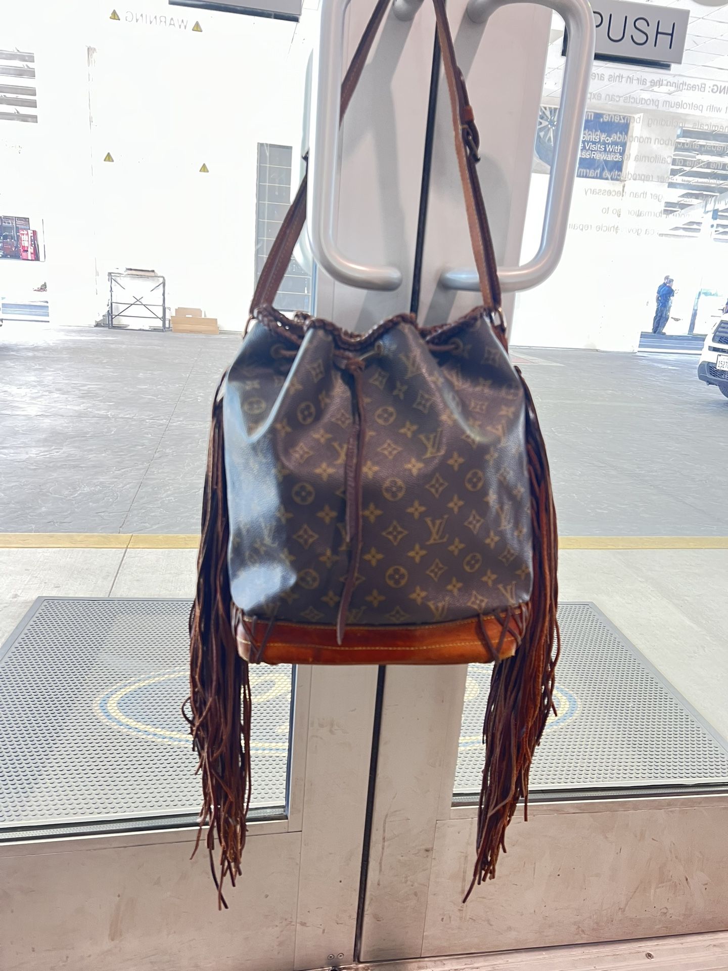 Beautiful Vintage Boho Bag Authentic Louis Vuitton