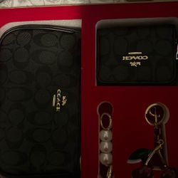 Black Coach Bag Gift Set