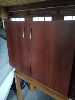 Cabinet with shelf