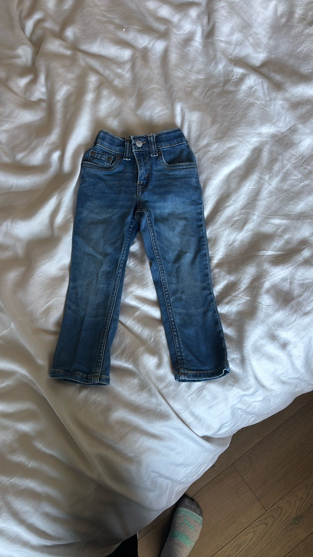 Kids 3T Levi