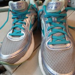 Brooks Womens 10.5 Med GTS 16 Aqua/Gray Running 