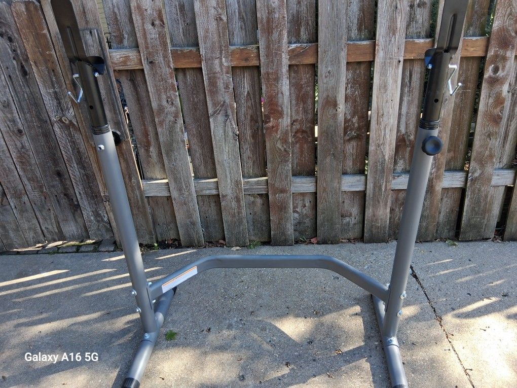 Bench Press And Squat Rack 
