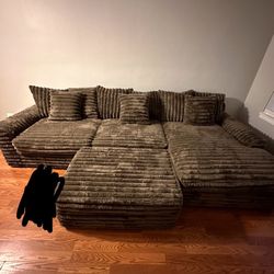 Bentley Plush Soft 6-Person U-Shaped Sectional Sofa with Chaise, Coffee