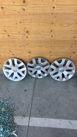 Nissan Hub Caps 3 Only