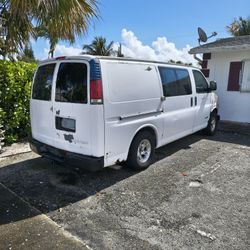 2001 Chevy Express 1500