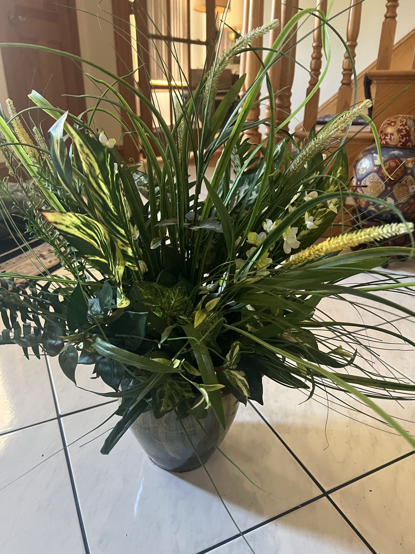 Brand New Large Faux House Decor Plant in Nice Pot